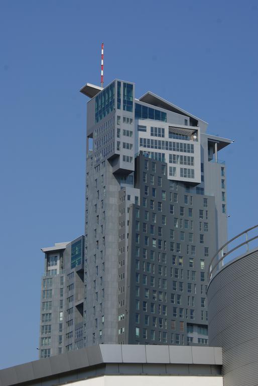 Sea Towers Gdynia Pomerania Rom bilde